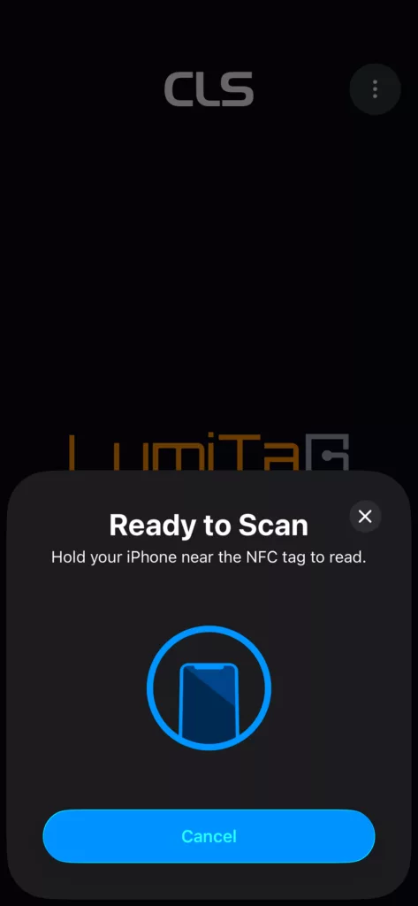 LumiTaG app die via NFC een LED-armatuur uitleest op een iPhone